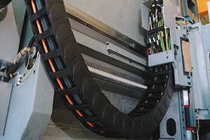 Sistemi di alimentazione di energia pronti da installare per DMG Mori