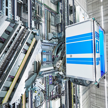 Elementi di scorrimento stampati in 3D in un ascensore senza funi