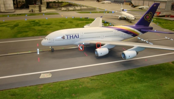 Voiture tout terrain téléguidée