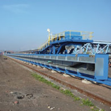 La corsa più lunga al mondo con le catene portacavi e i cavi chainflex® di igus® presso il gruppo CEZ, il fornitore di energia elettrica della Repubblica Ceca.