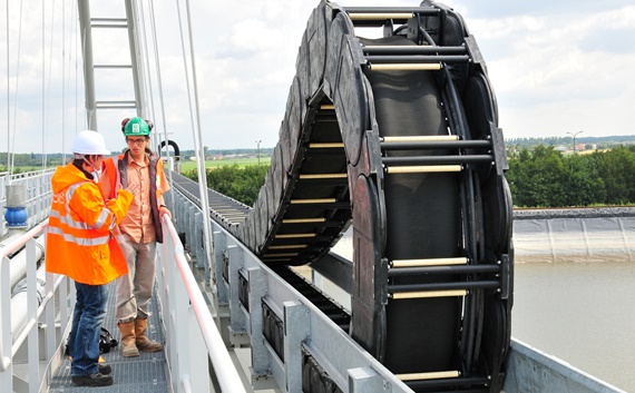 Plus grosse chaîne porte-câbles du monde