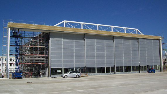 Porta rotante hangar per aeromobili