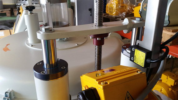 drylin R Flanschlager aus iglidur