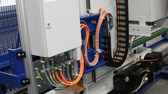 Energy chain and chainflex cables