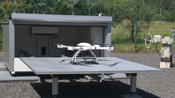 Hangar à drones avec drylin W