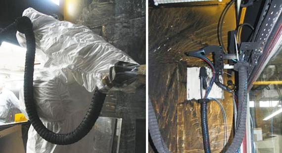 triflex R in un robot di verniciatura per guarnizioni delle portiere