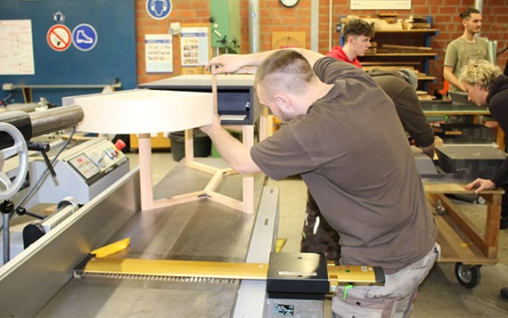 Carpenters installed drylin® linear guides from igus