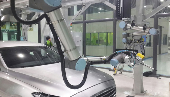 Robot per l'assemblaggio finale