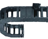 Sistema per catene portacavi E4/0