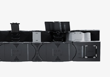 Chaînes porte-câbles de grande taille