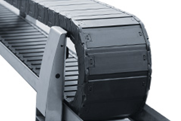 Catene portacavi per l'alimentazione di energia in orizzontale