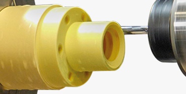 La barra semilavorata viene tornita