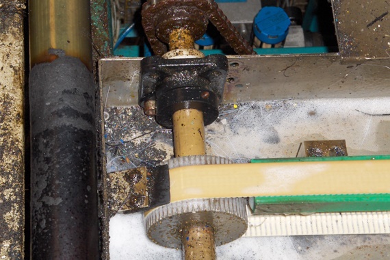 Vollautomatische Reifenmontagestraßen mit individuellen Lagern aus iglidur® Halbzeugen