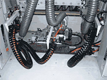 Holz-Formfräsmaschine