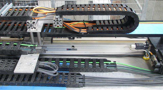 Test 4853 - Servocavo per mandrino CF270.UL.100.1.D